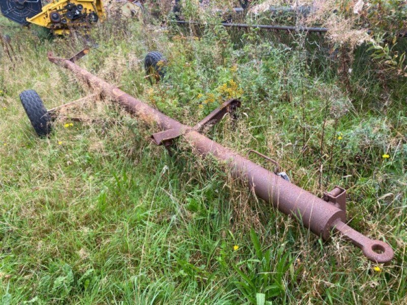New Holland Skærebordsvogn