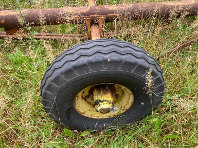 New Holland Skærebordsvogn