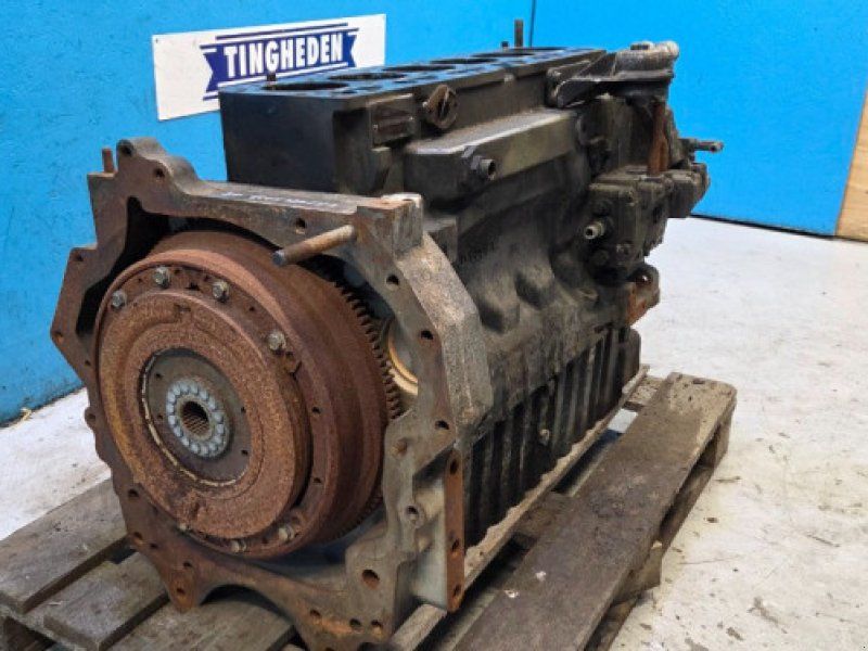 John Deere 6068
