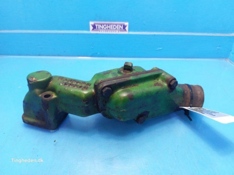 John Deere 3040