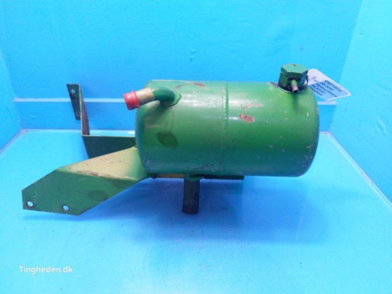 John Deere 3040