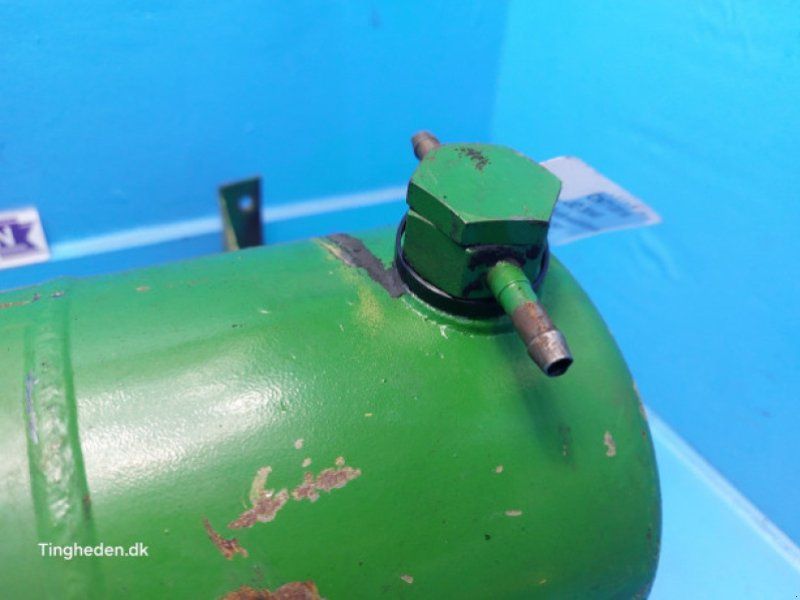 John Deere 3040