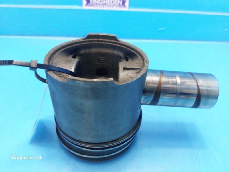 Ford 678 HT
