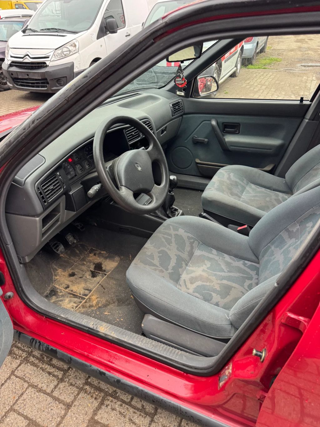 Renault 19 **BELGIAN CAR-69000KM**