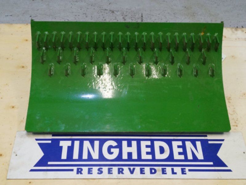 John Deere 7000