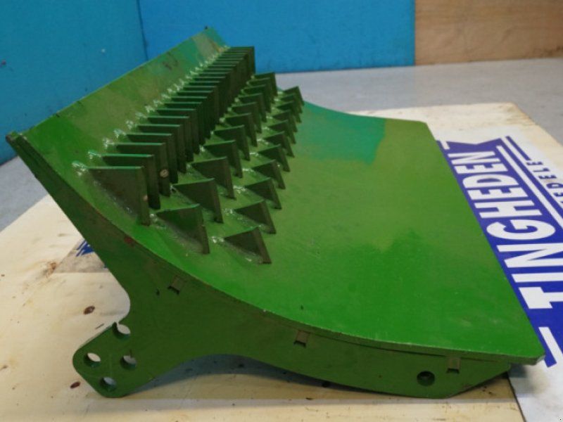 John Deere 7000