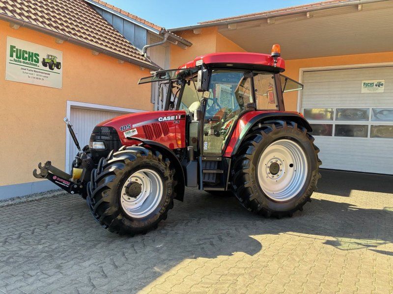 Case CS 105 Pro mit Fronthydraulik und Frontzapfwelle