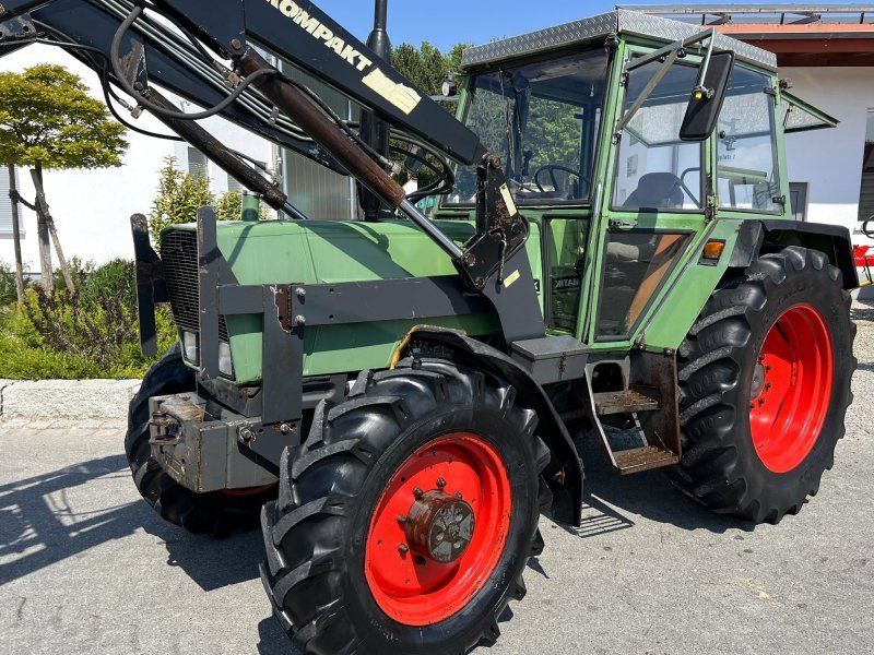 Fendt 308 LS Turbomatik mit Frontlader