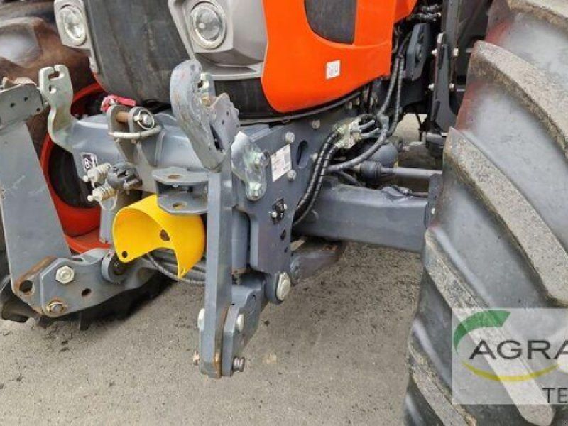 Kubota M7153