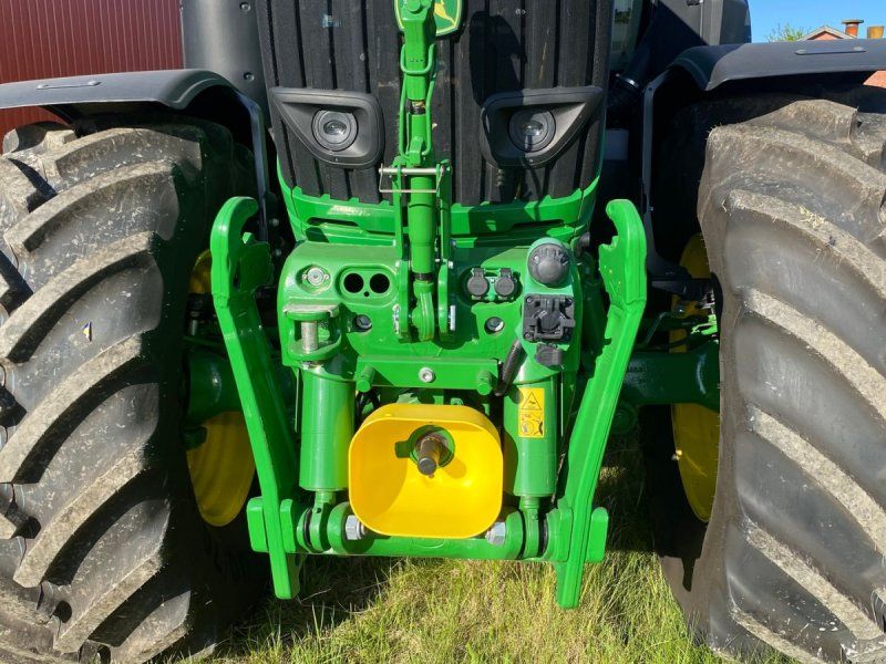 John Deere 6R250