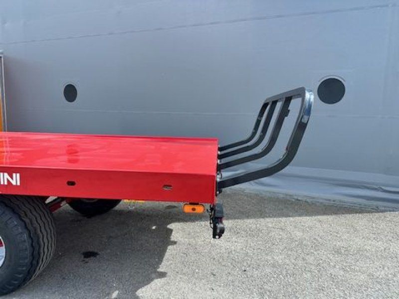 Metal-Fach Ballenwagen Plateauanhänger T954 Kombibremse