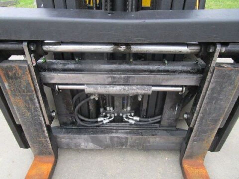 Yale 3T Tripl-Freihub 4,9m + ZINKENVERSTELLER