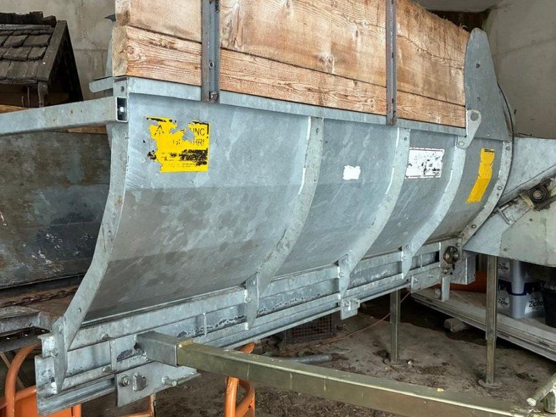 SR 3000 für Lindner Unitrac kurzer Radstand