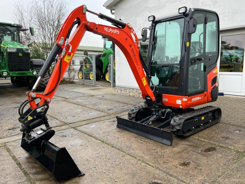 Kubota KX019-4 mit PowerTilt