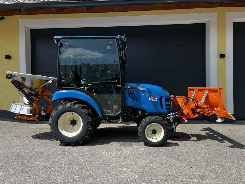 LS Tractor XJ 25 HST SNOW-LINE