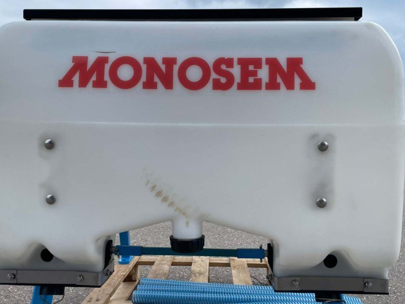 Monosem Düngerstreuer