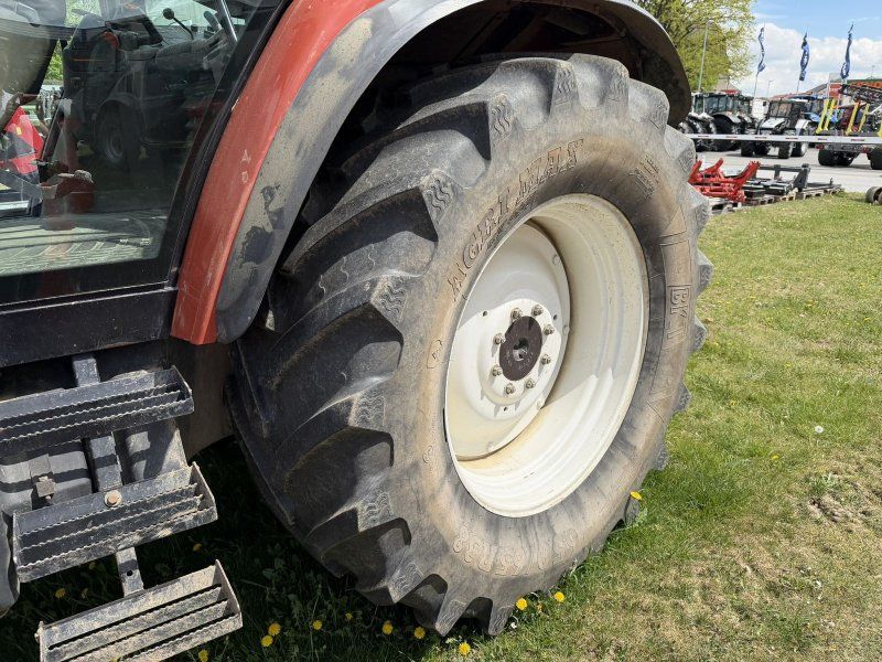 New Holland M 135/8360