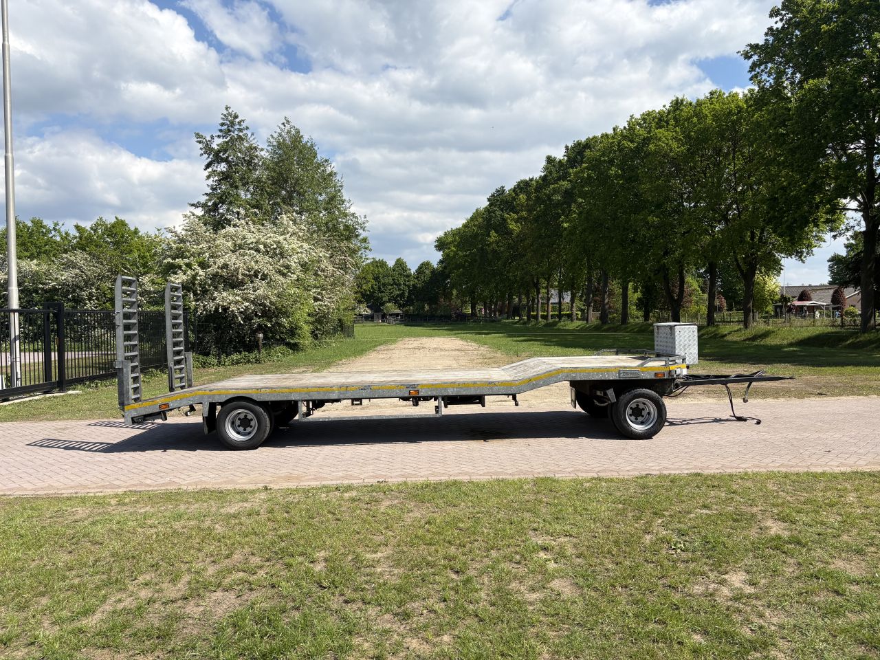 Aanhanger schamelwagen 8000 kg draaischamel veldhuizen 8 ton