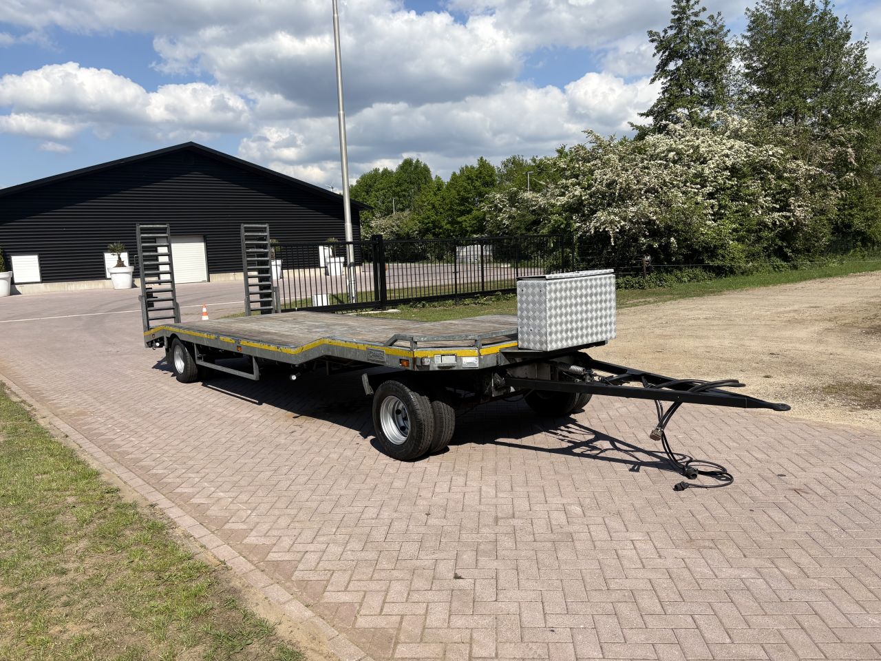 Aanhanger schamelwagen 8000 kg draaischamel veldhuizen 8 ton