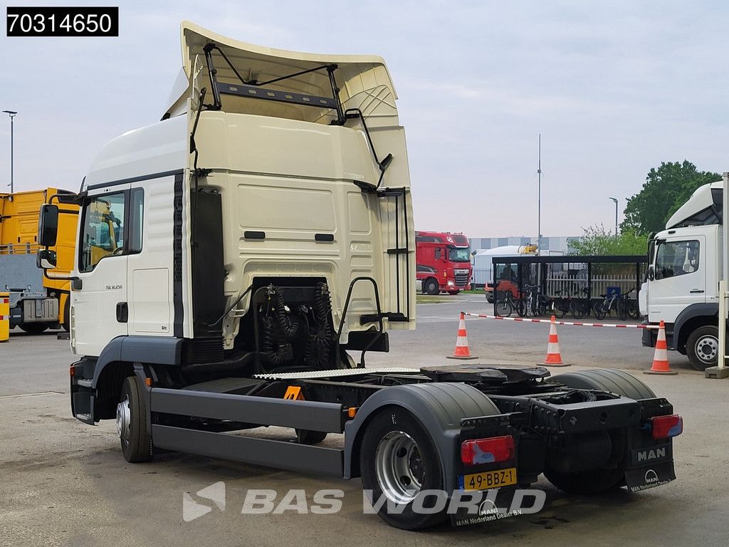 MAN TGL TGL 12.250 4X2 LX Mega NL-Truck