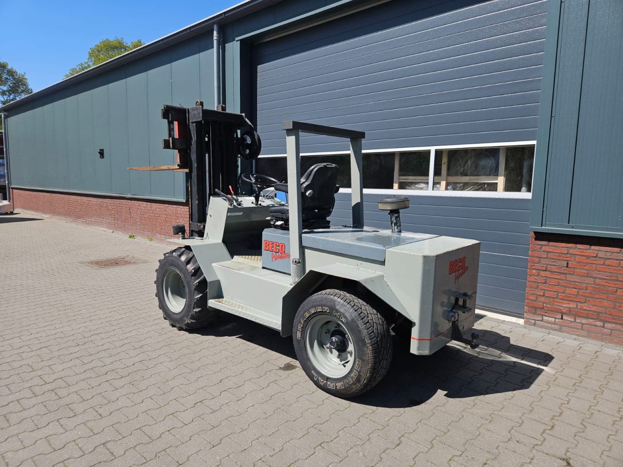 Ruwterrein heftruck Beco Master / Prins
