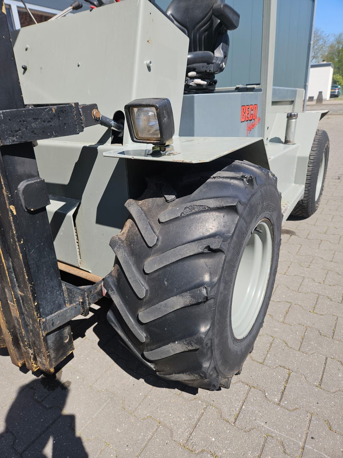Ruwterrein heftruck Beco Master / Prins