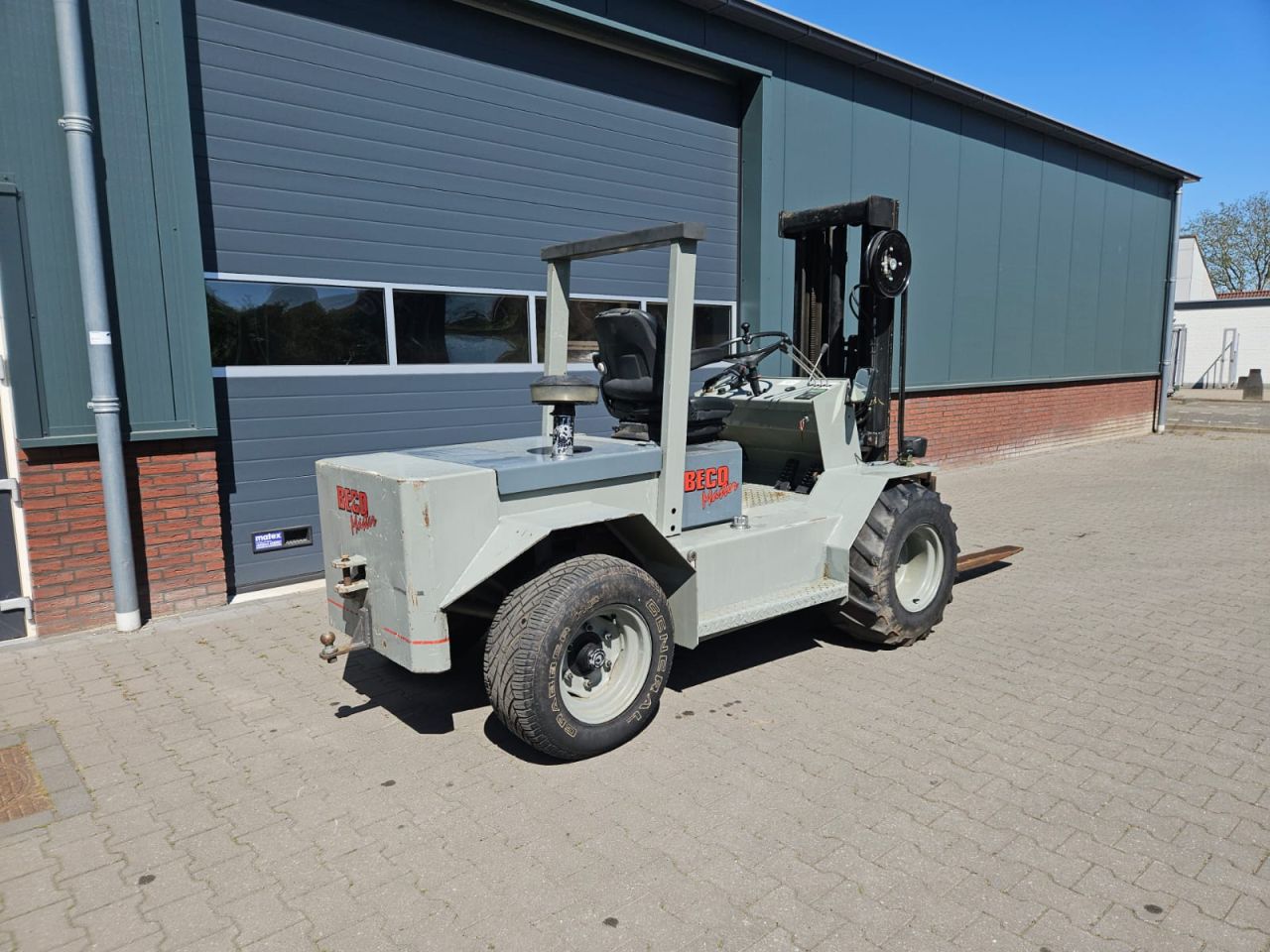Ruwterrein heftruck Beco Master / Prins