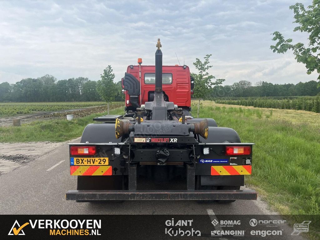 2010 Volvo FM 330 6x4 Haakarm 21T Euro5 VT871