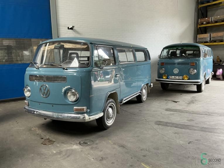 Car's Volkswagen T2 1975
