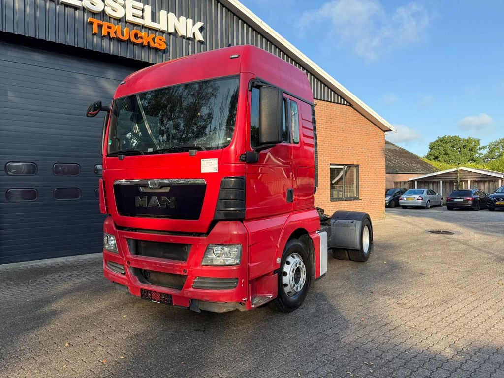 MAN TGX 18.400 4X2 XLX German Papers.