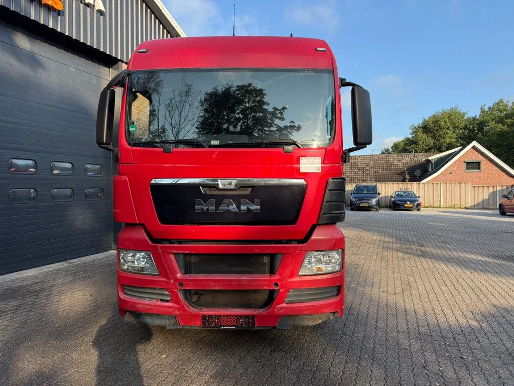 MAN TGX 18.400 4X2 XLX German Papers.