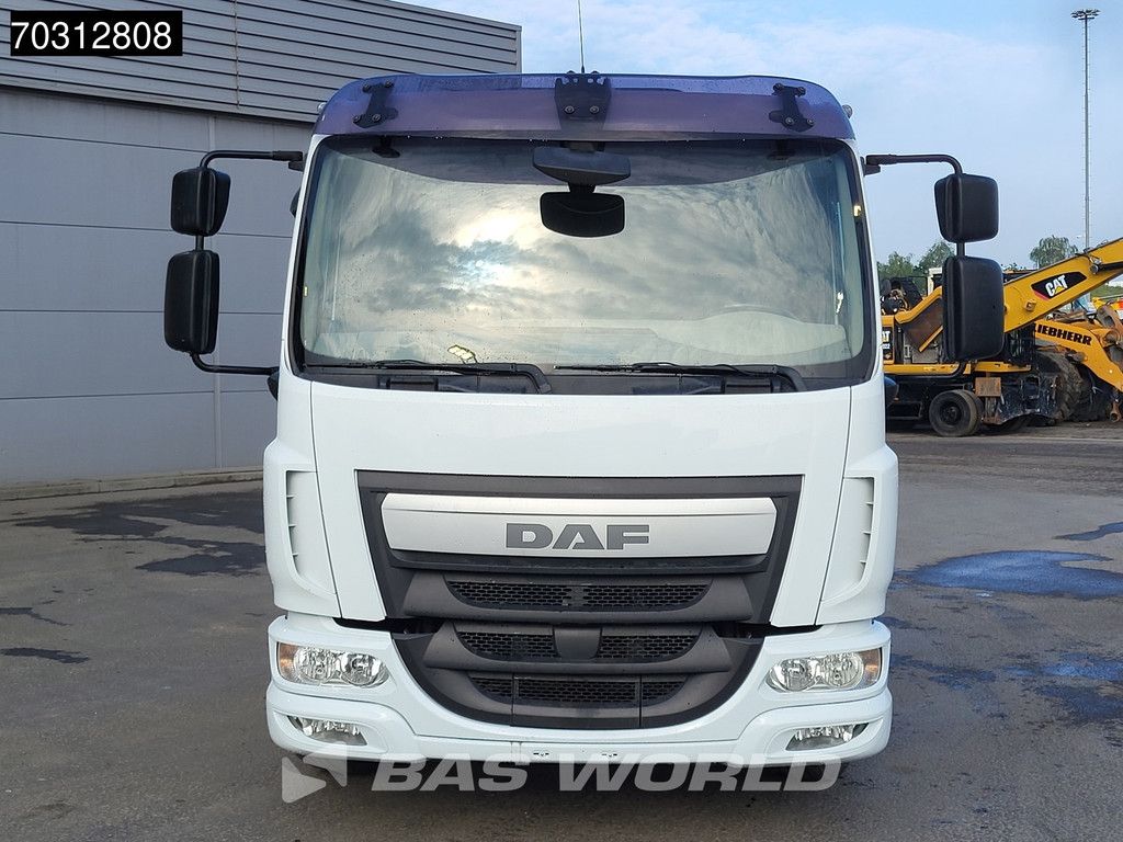 DAF LF LF 220 4X2 12 tons Machine transporter Winch Ramps Manual Euro 6
