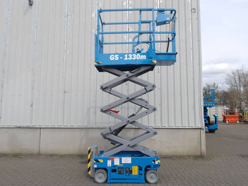 Scissor Lift Genie GS-1330M 5.90m Electric 2020