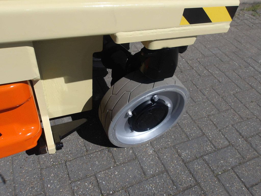 Scherenbühne JLG 2030ES 8,10 m elektrisch 2008