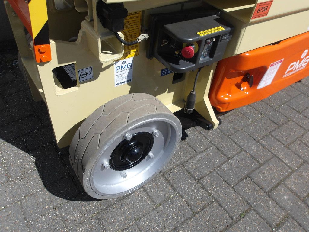 Scherenbühne JLG 2030ES 8,10 m elektrisch 2008