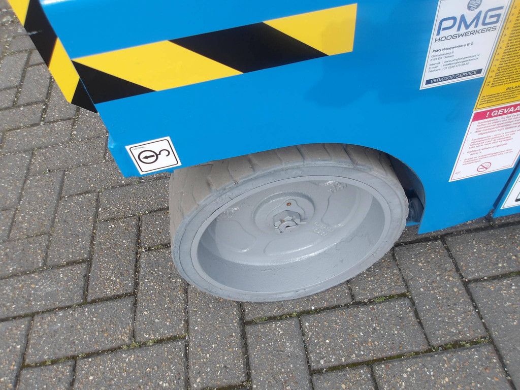 Schaarhoogwerker Genie GS-2046 8.10m Elektrisch 2008