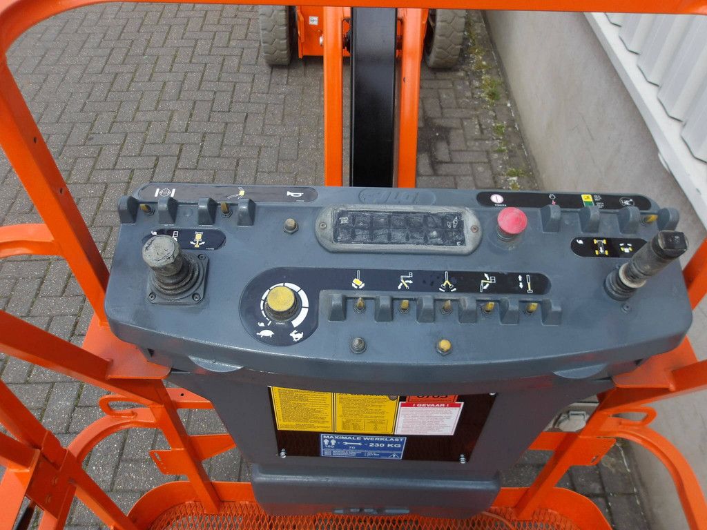 JLG E300AJP Gelenkteleskoparbeitsbühne 11,19 m elektrisch 2015