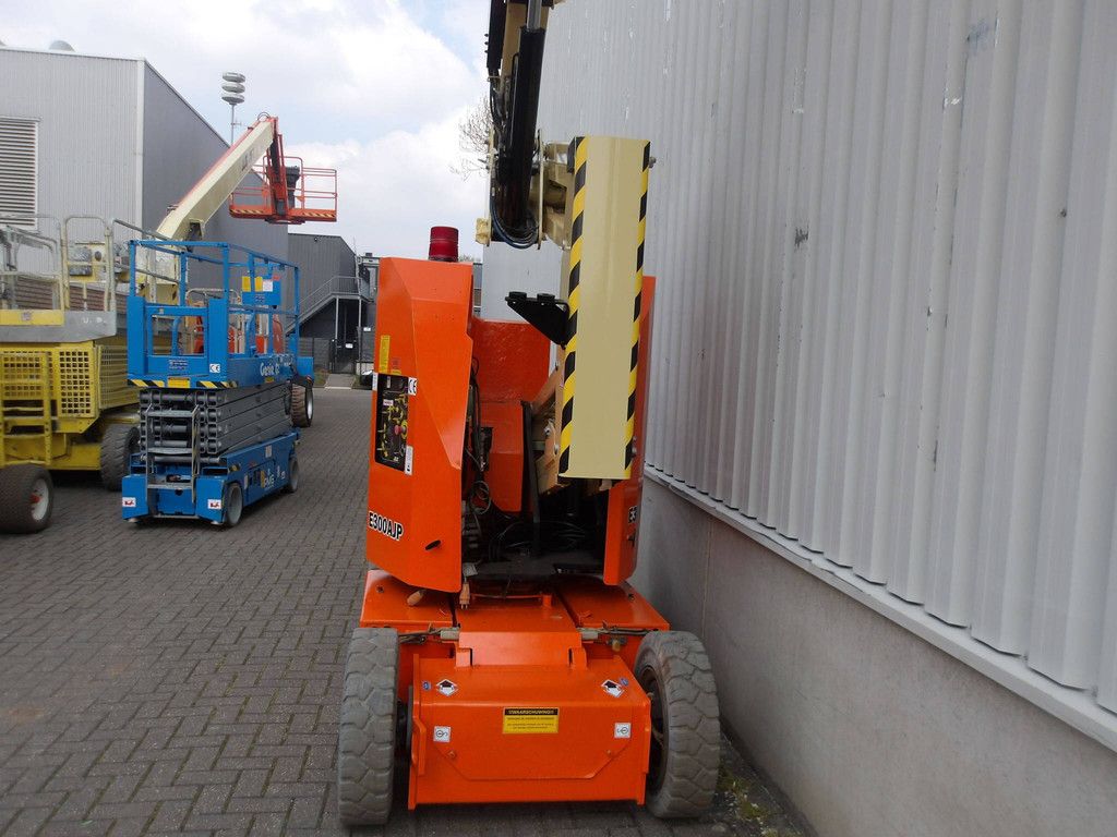 JLG E300AJP Gelenkteleskoparbeitsbühne 11,19 m elektrisch 2015
