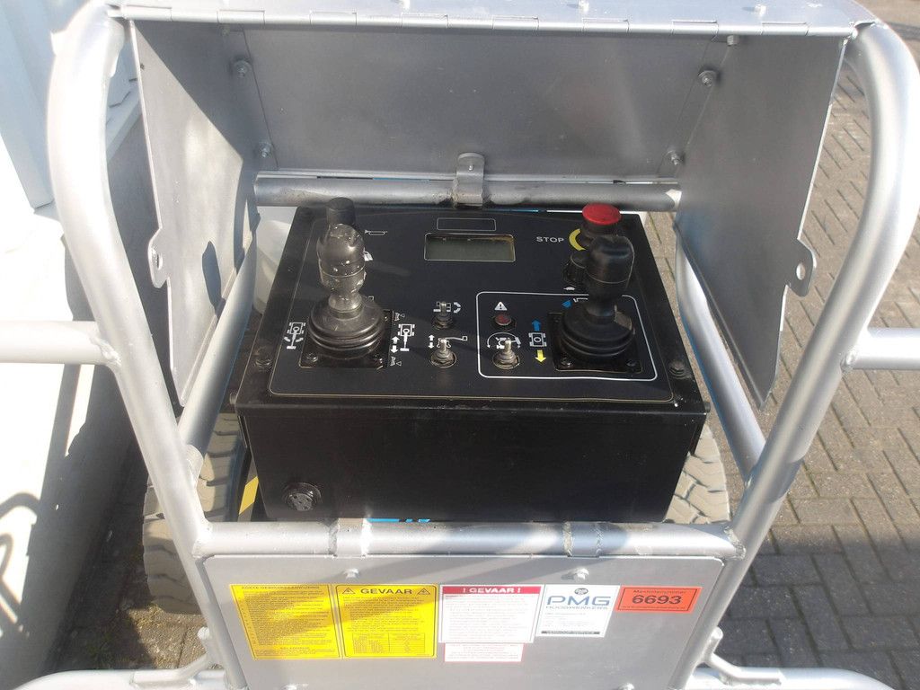 Kniktelescoophoogwerker Genie Z-33/18 12m Elektrisch 2015