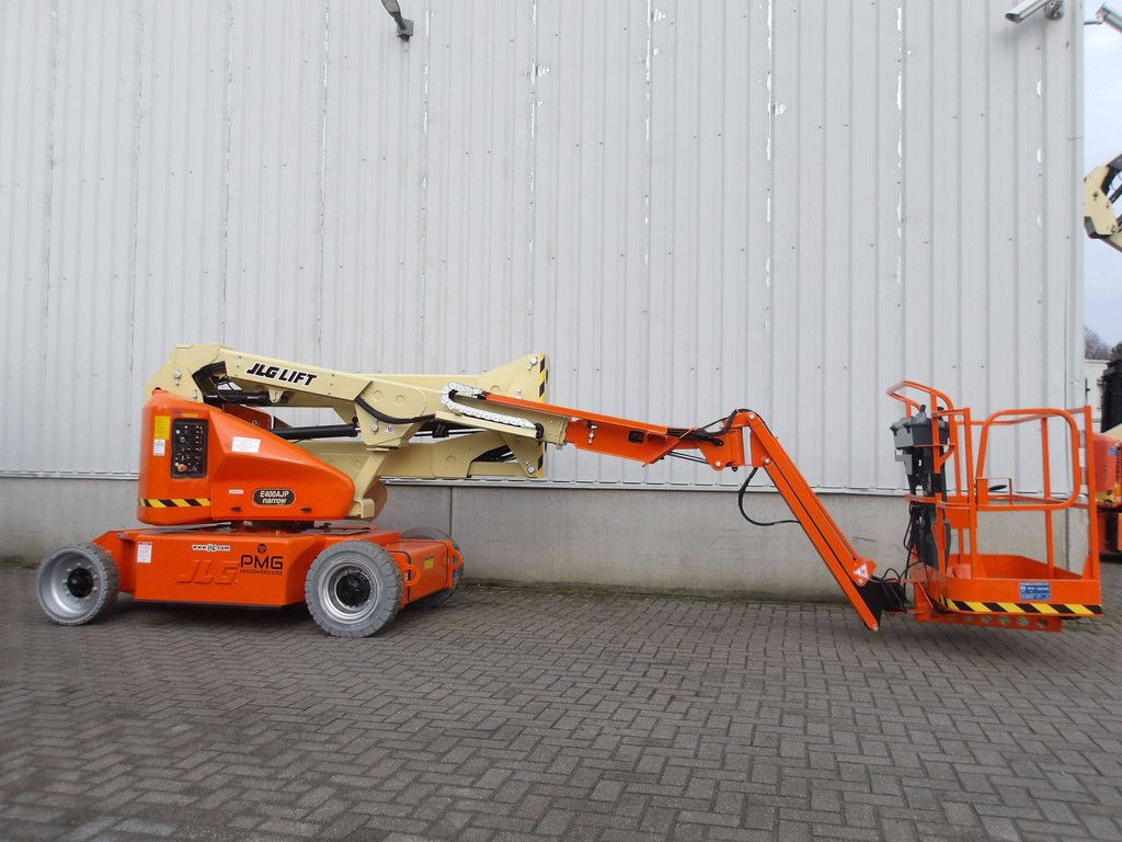 Articulated boom lift JLG E400AJPN 14.16m Electric 2011
