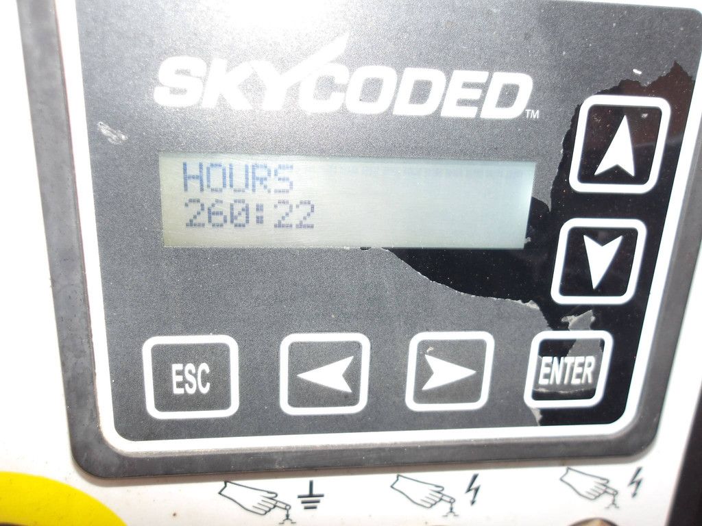 SkyJack SJ9253RT Geländescherenarbeitsbühne 18,15 m Diesel 2020