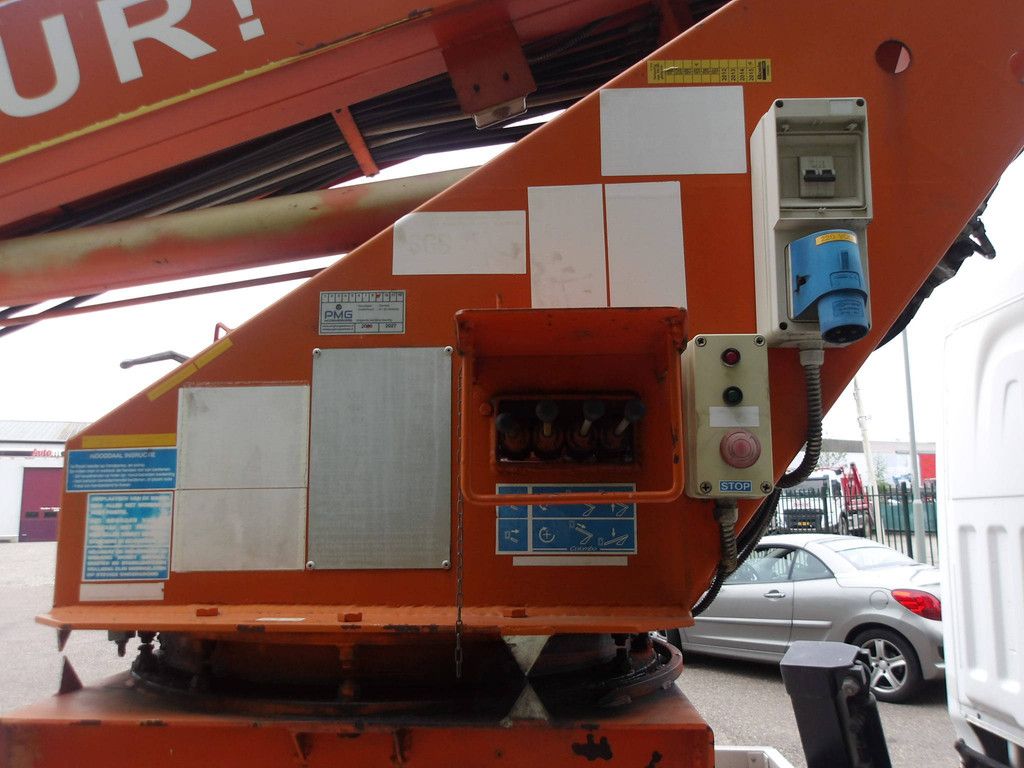 Autohoogwerker Nissan Cabstar Diesel 17m 2008