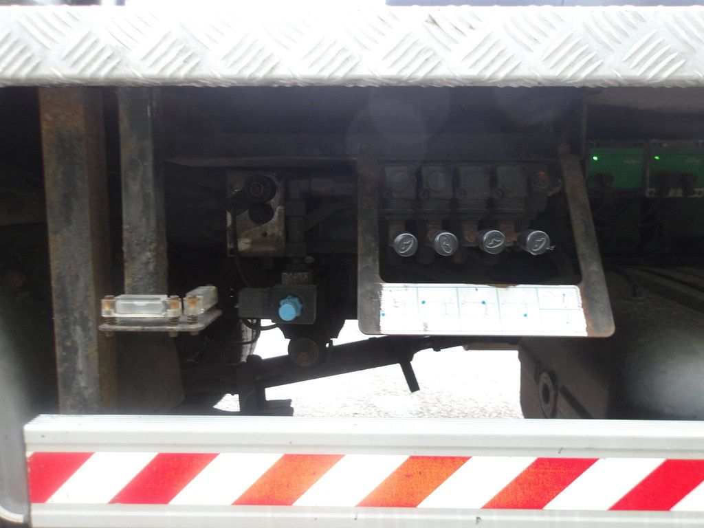 Autohoogwerker Nissan Cabstar Diesel 21m 2007