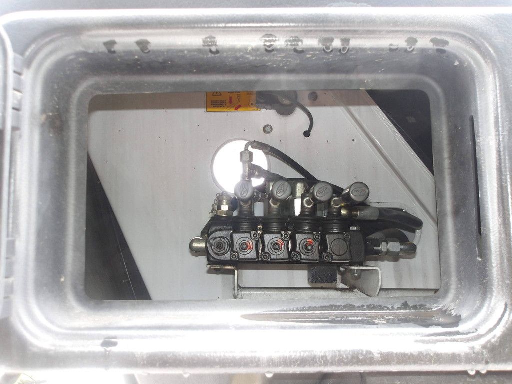 Autohoogwerker Nissan Cabstar Diesel 21m 2007