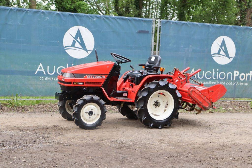 Mitsubishi MT155 Diesel-Minitraktor, 15 PS, mit Grubber