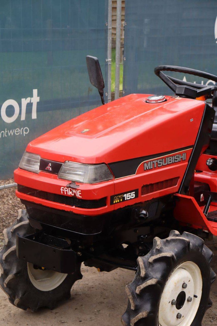 Mitsubishi MT155 Diesel-Minitraktor, 15 PS, mit Grubber
