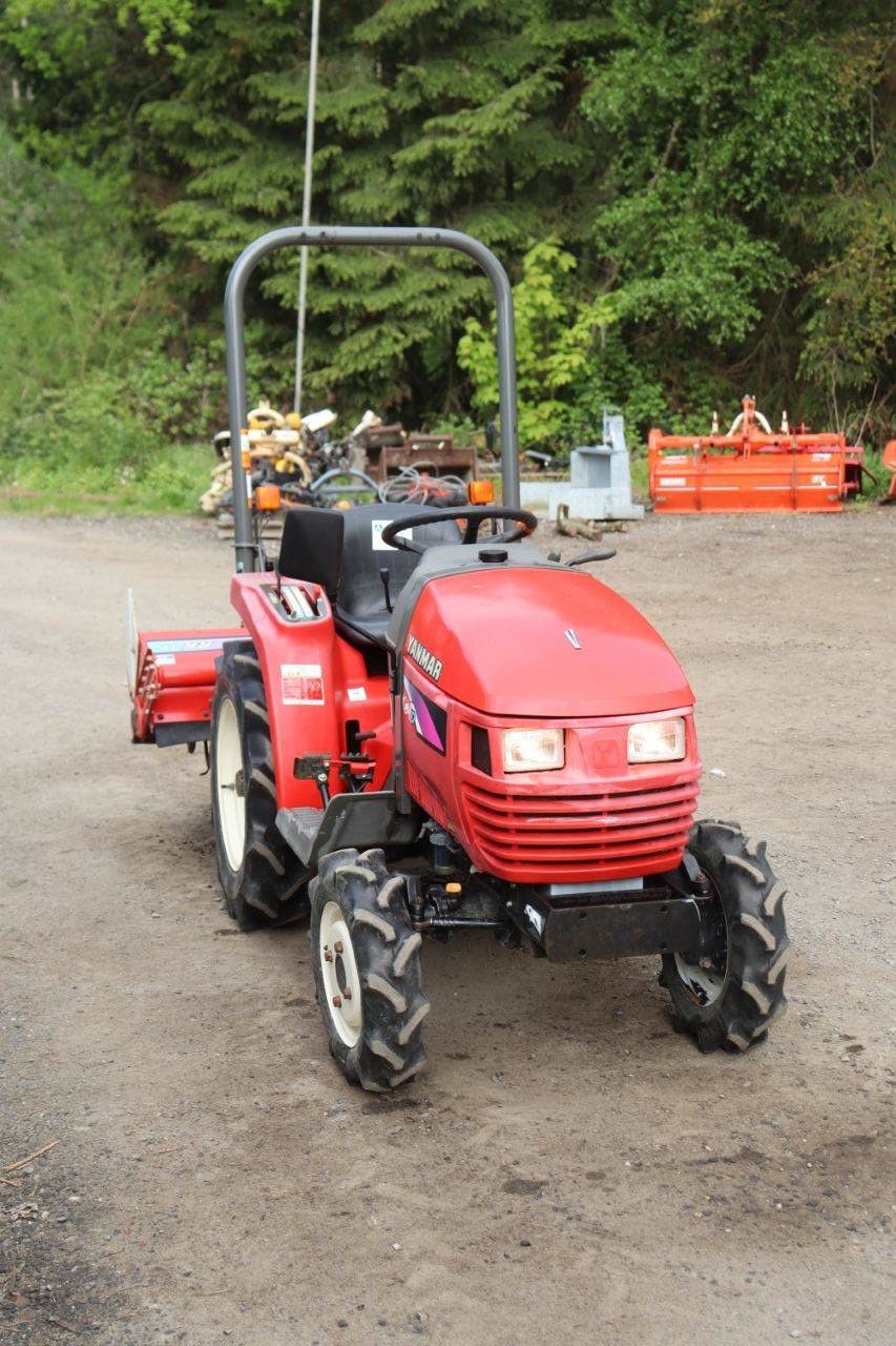 Minitractor Yanmar Ke-1D Diesel 12PK Met Grondfrees