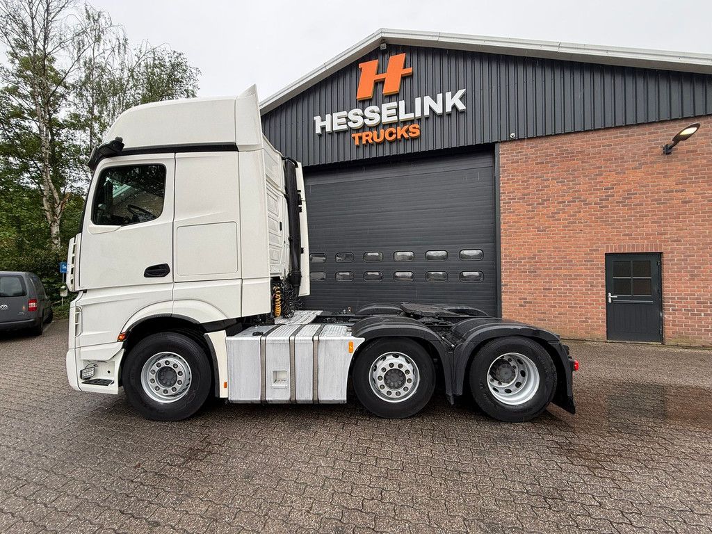 Mercedes-Benz Actros 2545 LG Gigaspace Standairco 396.660KM