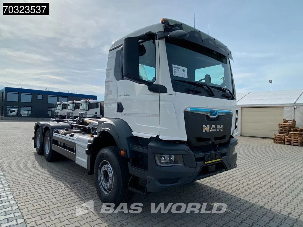 MAN TGS TGS 26.480 6X4 NEW! HYVA 20-57S container system Big-Axle Automatic Euro 6