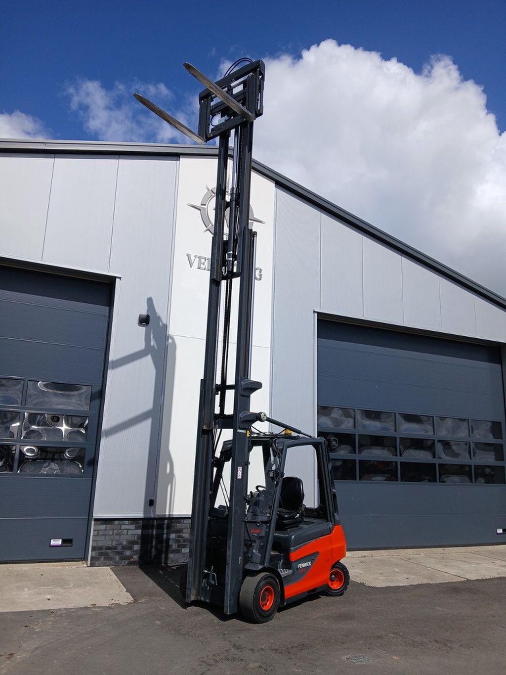 Linde E30-01